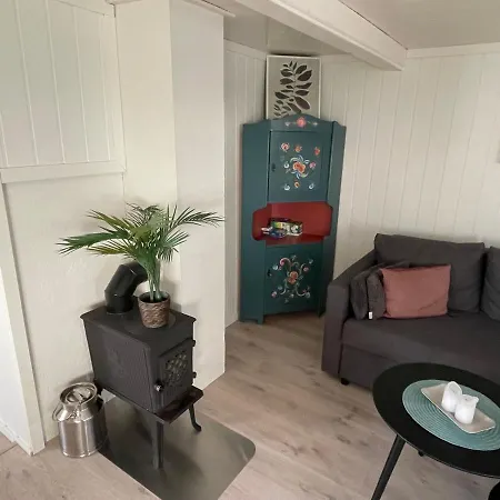 Lofoten_beach_eggum_cabin Eggum